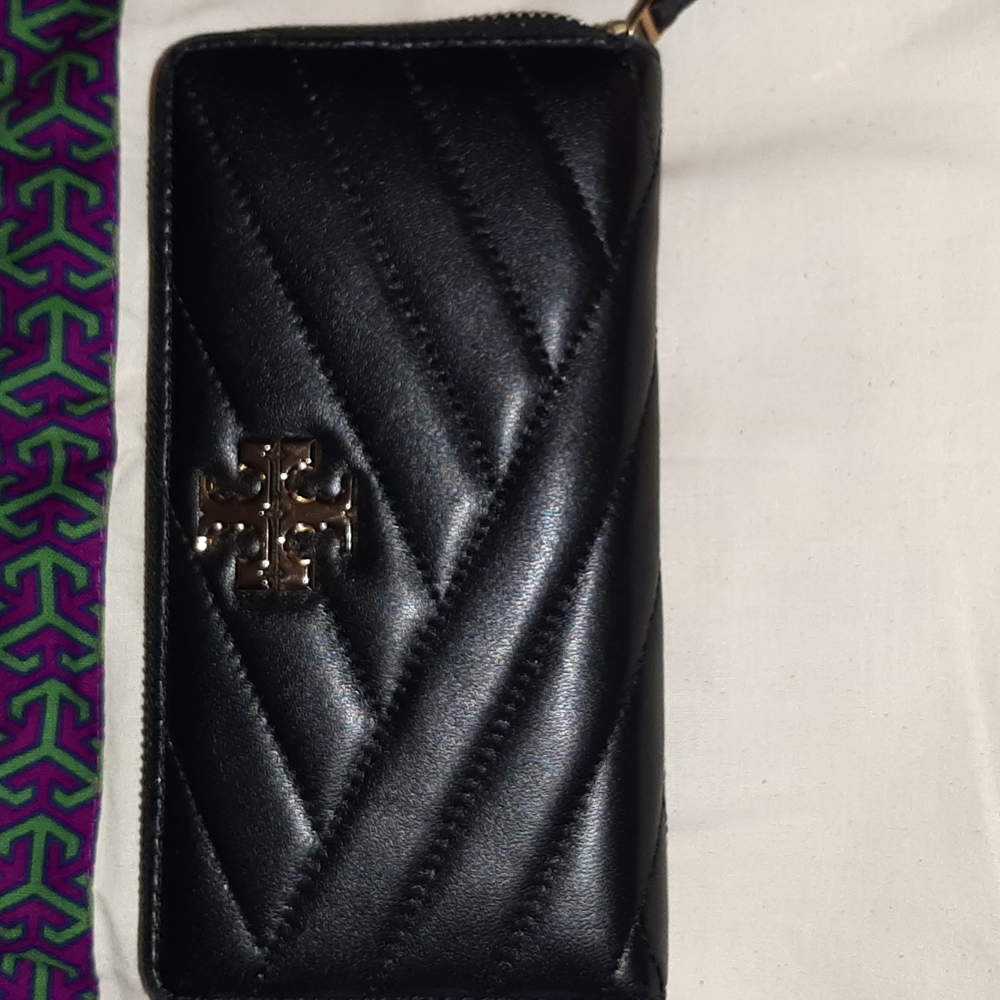 Tory Burch Kira Continental Wallet